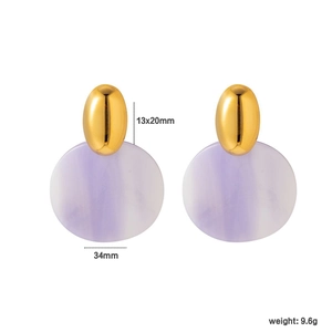 Retro irregular oval earrings with lavender resin discs in 18k gold plating