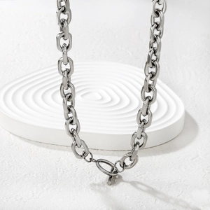 Polished stainless steel Cuban chain necklace with T-bar toggle clasp in minimalist style