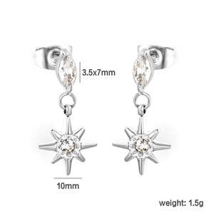 Détail de boucles d'oreilles étoile avec pierre marquise 3,5x7mm et pendentif 10mm