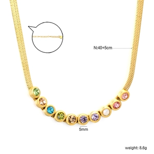 Detail of gold blade chain with colorful crystals showing 40+5cm length and size