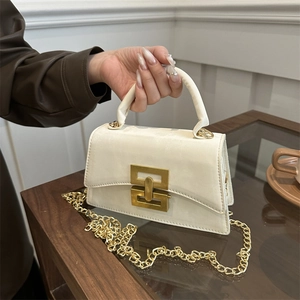 Sac Bandoulière Carré en Cuir PU Vintage pour Femmes Sac à Main Tendance avec Chaîne en Métal et Fermoir Verrouillage Chic