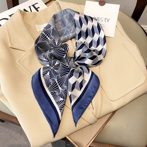 Geometric Pattern Square Scarf Women Simulation Satin Satin Neck Scarves Elegant Fashionable Hair Band Daily Accessories