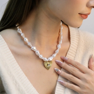 Collier Künstliche Perles Baroques Acier Inoxydable Pendentif Coeur Zircon Incrusté Bijoux Élégants Vintage Français Pour Femmes