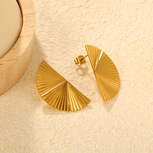 Chic golden pleated semi-circle earrings with radial texture and minimalist geometric design