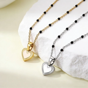 Heart Pendant Necklace Stainless Steel 18K Gold Plated With Black Beads And Shell Inlay Sunburst Edge Fashion For Women