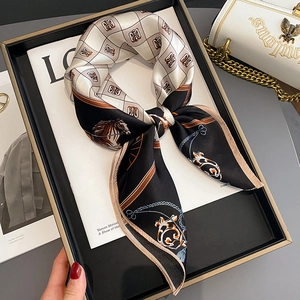 Retro Horse Carriage Print Square Scarf Elegant Mulberry Satin Smooth Fashion Neckwear Neck Head Decoration Accessories