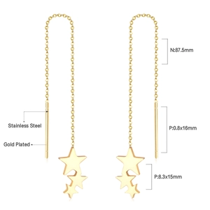 Detail of long tassel chain earrings with triple stars and precise size measurements