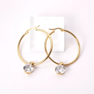Boucles d'oreilles créoles dorées classiques avec pendentifs ronds en oxyde de zirconium