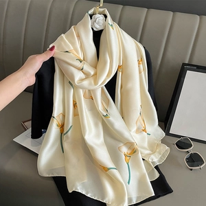 Women Long Scarf Shawl Elegant Calla Lily Floral Print Soft Satin Faux Satin Sun Protection Lightweight Fashion Wrap