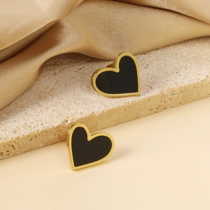 Boucles d'oreilles cœur dorées minimalistes avec émail noir pour femmes, style quotidien