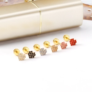 Set di 6 orecchini a lobo a cuore dorati con zirconi multicolore e chiusura a vite