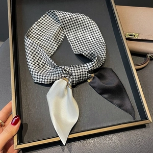 Houndstooth and gold chain silk twilly scarf with black and white contrast ends