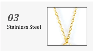 Détail des maillons de la chaîne en acier inoxydable plaqué or pour l'ensemble collier