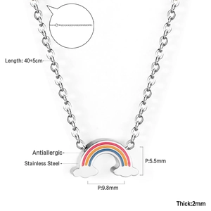 Detail of stainless steel rainbow necklace showing precise dimensions and antiallergic texture
