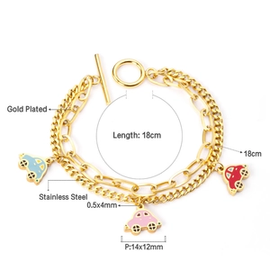 Détails du bracelet double couche en acier inoxydable doré avec breloques voiture