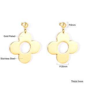 Detailed view of gold plated stainless steel hollow clover earrings with dimensions