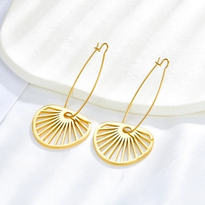 Pendientes de Acero Inoxidable Chapados en Oro para Mujer Elegante Abanico Hoja Copo de Nieve Circonia Joyería de Oreja