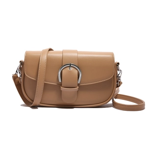 Retro camel saddle bag for women with silver D-buckle and adjustable shoulder strap