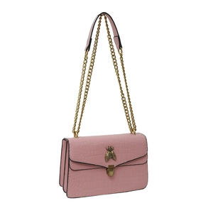 Sac à bandoulière rose motif crocodile avec fermoir abeille vintage et chaîne