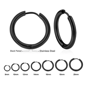 Größentabelle für schwarze Edelstahl-Creolen in den Größen von 8 mm bis 20 mm