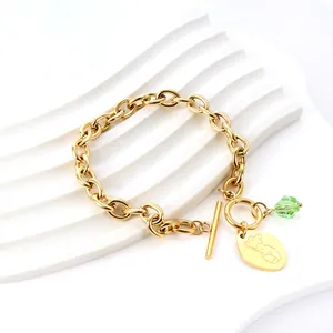 Goldenes Gliederkettenarmband mit grünem Kristallanhänger und OT-Verschluss für Damen