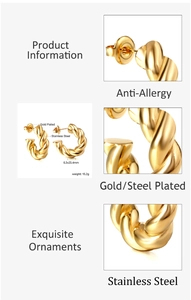 Detail of twisted 18K gold plated stainless steel hoop earrings with size specifications