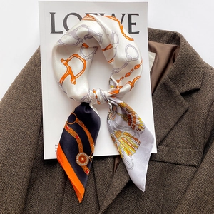 Carré En Satin De Mûrier Équestre Chaîne Gland Imprimé Mode Tête Cou Foulard Pour Femmes Style Luxe