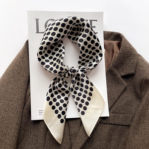 Foulard En Satin Femme Pois Satin De Mûrier Carré Élégant Accessoires De Mode Écharpe