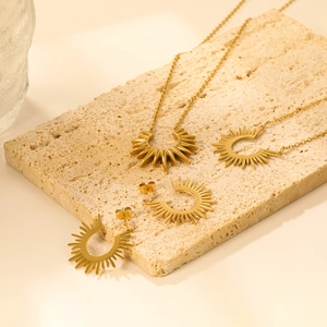 Collier Et Boucles D'oreilles Semicercle Rayon De Soleil Bijoux En Acier Inoxydable Plaqué Or Géométrique Femmes