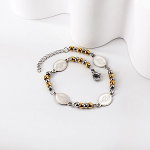 Bracelet à perles bicolore avec médaillons religieux et icônes en or et argent