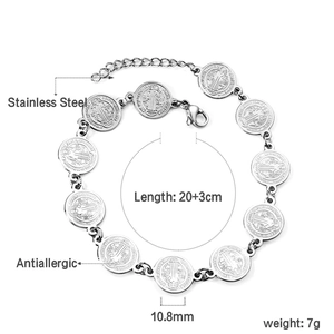 Detail van zilveren roestvrijstalen Sint-Benedictus armband met sluiting en afmetingen
