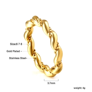 Détails d'une bague torsadée en acier doré de 3,7mm avec indications de taille et de poids