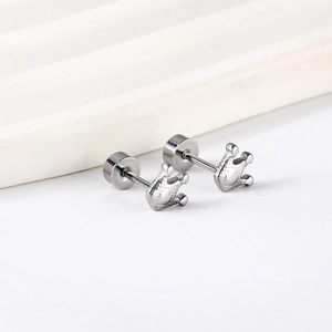 Boucles d'oreilles couronne en acier inoxydable avec fermoir à vis plat sécurisé