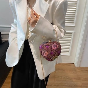 Sparkly heart-shaped evening clutch bag with sequins and floral embroidery for women