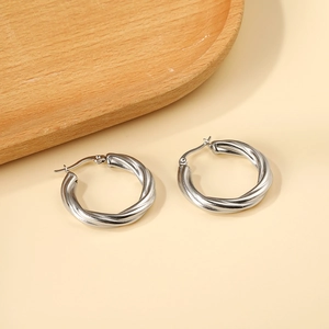 Boucles D'oreilles Créoles Torsadées Acier Inoxydable Plaqué Or Hypoallergénique Imperméable Géométrique Pour Femmes