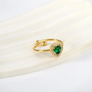 Anello vintage francese placcato oro 18K con zircone verde a cuore e cristalli bianchi