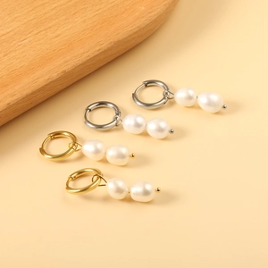 Elegant retro double pearl drop earrings in gold and silver finish with metal hoops