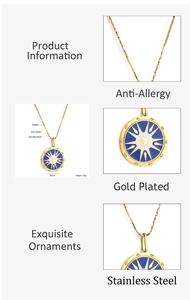 Détails du pendentif tarot soleil plaqué or avec émail bleu et incrustation de cristal