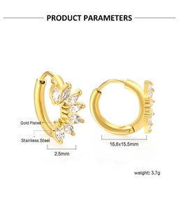 Vue détaillée de boucles d'oreilles dorées en acier et marquise, taille 16,6x15,5mm
