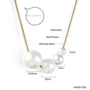Detail of gold-plated stainless steel chain with 12.33mm pearl and 5cm extension