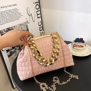 Sac Bandoulière Plissé Femme Cuir PU Design Nuage Sac À Main Grosse Chaîne Dorée Fermoir À Baiser Élégant
