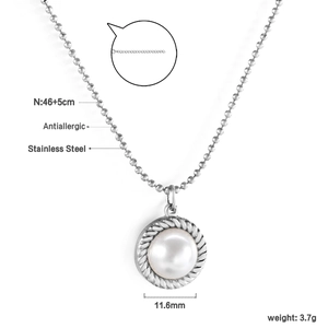 Detail der Opal-Halskette mit Maßen 11,6 mm und 46+5 cm Kettenlänge im Überblick