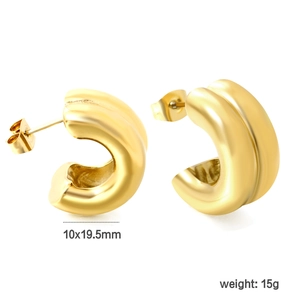 Detailed view of chunky 18k gold-plated C-shape earrings with 10x19.5mm dimensions