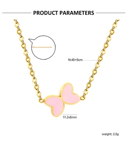 Détails du collier papillon rose avec dimensions et longueur de chaîne de 45+5cm