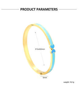 Detailed dimensions of the gold bangle with light blue enamel and heart motif