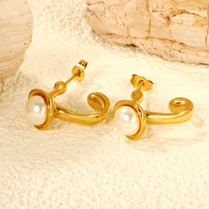 Boucles D'oreilles Crochet Künstliche Perle En Forme De C Plaqué Or 18K Acier Inoxydable Minimaliste Élégant Bijoux Pour Femmes