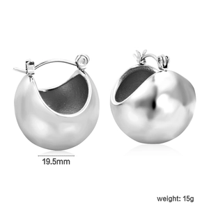 Boucles d'oreilles dôme argentées 19,5 mm minimalistes avec finition miroir polie