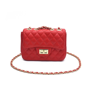 Modische rote Stepptasche mit goldener Kette und klassischem Drehverschluss für Damen