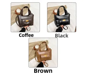 Comparaison détaillée de trois coloris de sacs à main en cuir verni: café, noir et marron