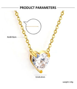 Dimensioni del ciondolo a cuore in zircone dorato con catena 40+5cm e peso di 2,8g